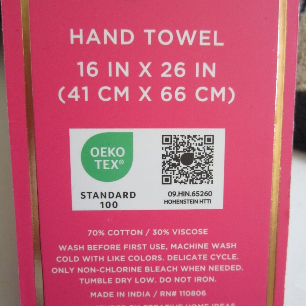Juicy Couture Crown Bow Heart Black Bath & Hand Towel Set - Picture 9 of 9